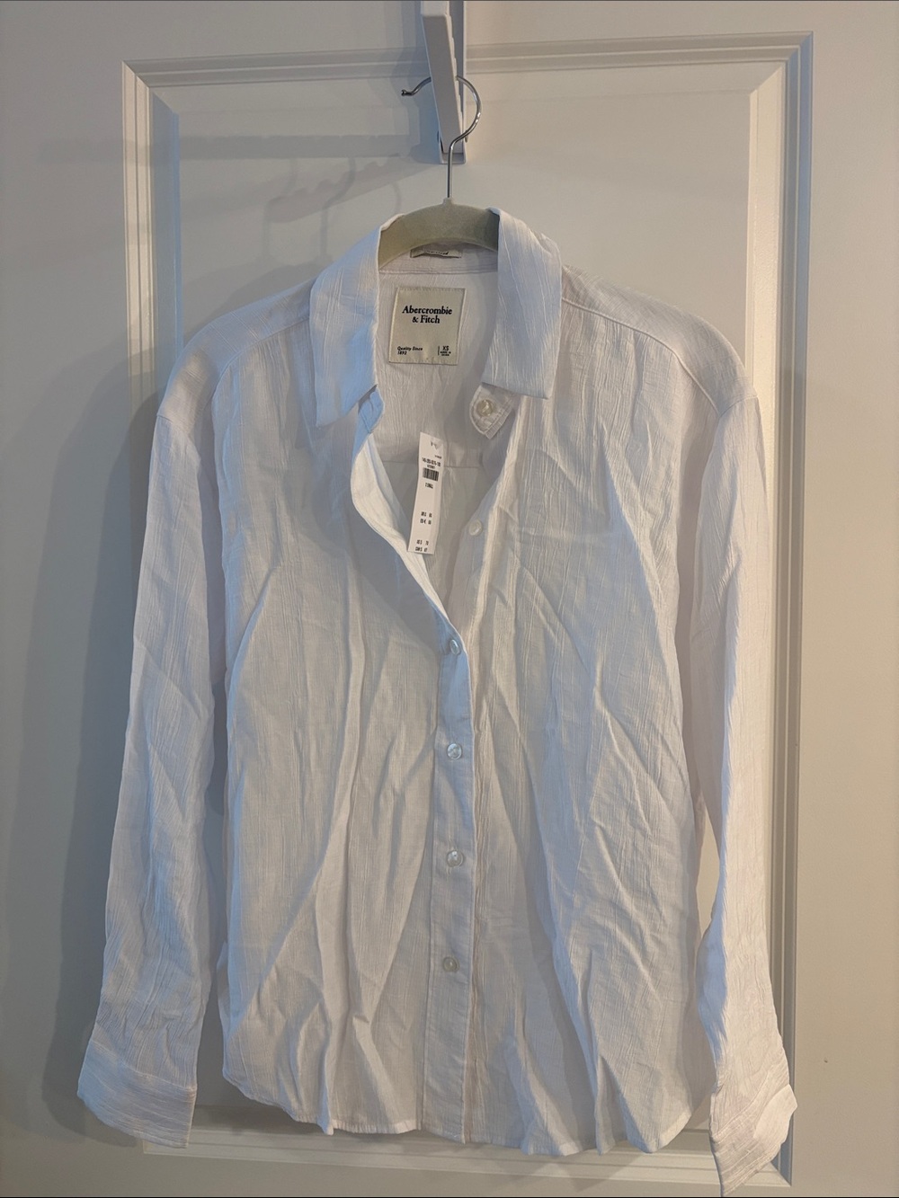 Abercrombie & Fitch White Women's Button-Up Blouse